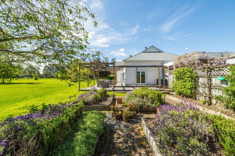 Photo of property in 186a Te Whiti Road, Homebush, Masterton, 5885