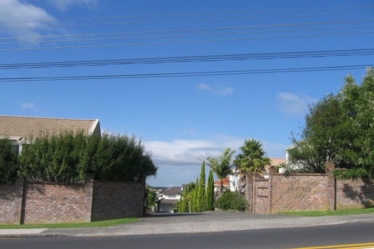 Photo of property in 7/182 Mokoia Road, Chatswood, Auckland, 0626