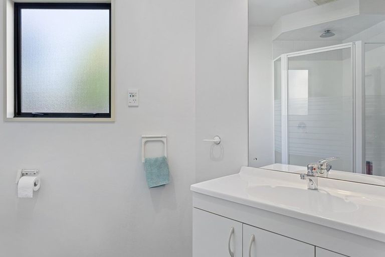 Photo of property in 23 Rickton Place, Rangiora, 7400