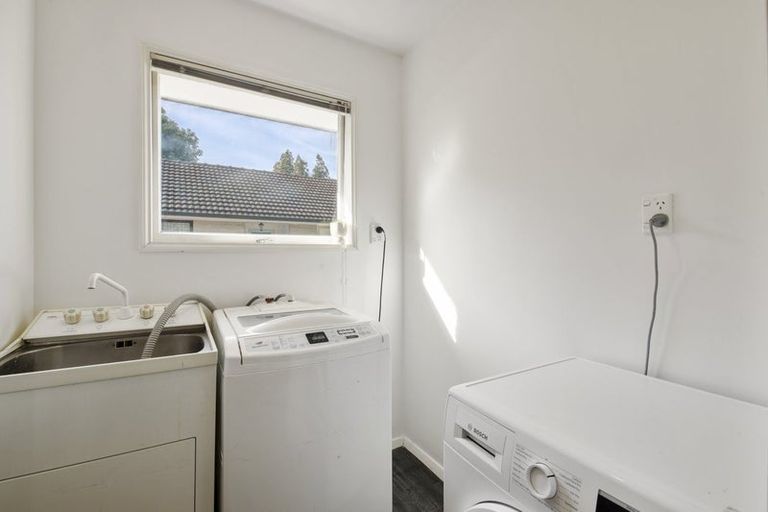 Photo of property in 24 Woodend Road, Woodend, 7610