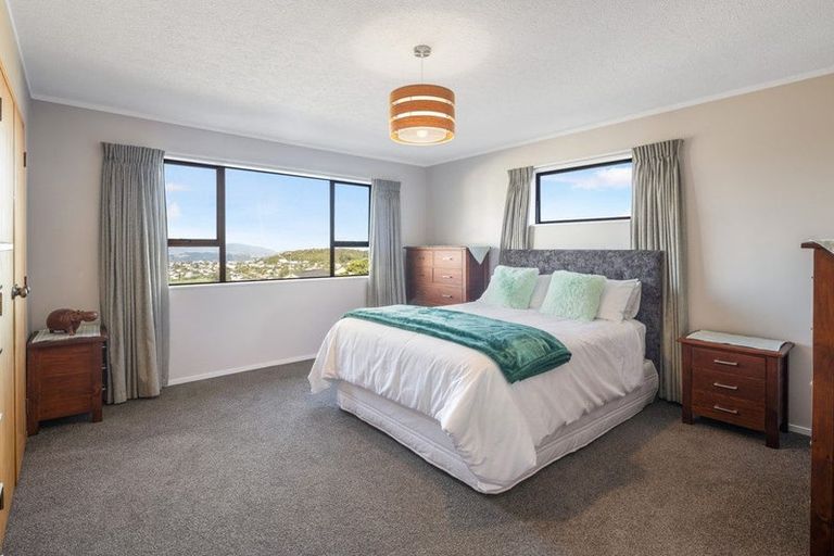 Photo of property in 3 Ramphal Terrace, Khandallah, Wellington, 6035