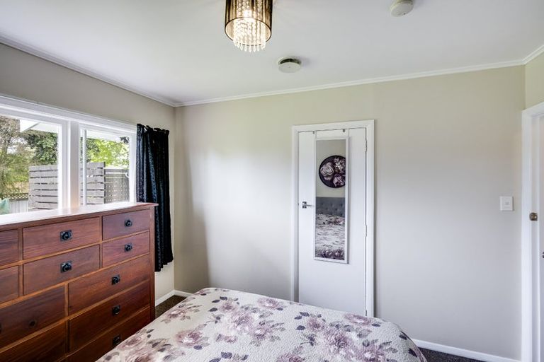 Photo of property in 11 Eton Street, Taradale, Napier, 4112