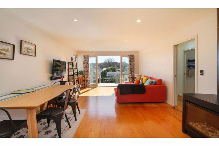 Photo of property in 20 Melba Street, Beach Haven, Auckland, 0626