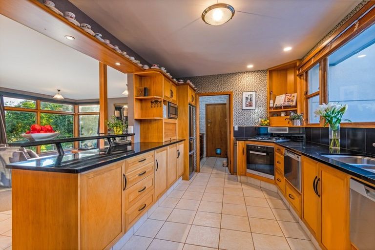 Photo of property in 15 Montgomery Terrace, Hokowhitu, Palmerston North, 4410