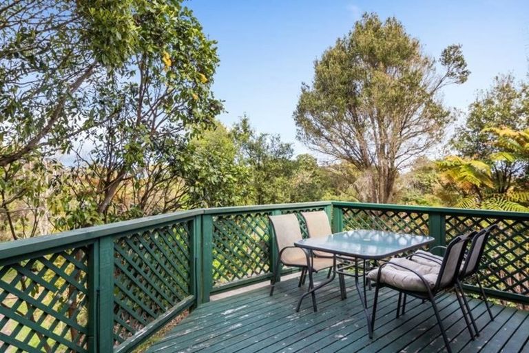Photo of property in 9 Titoki Avenue, Waipahihi, Taupo, 3330