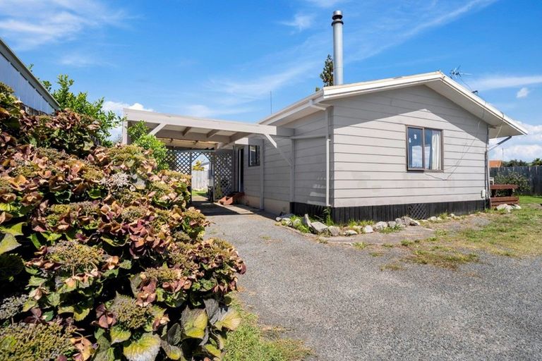 Photo of property in 47b Lyn Grove, Papamoa Beach, Papamoa, 3118