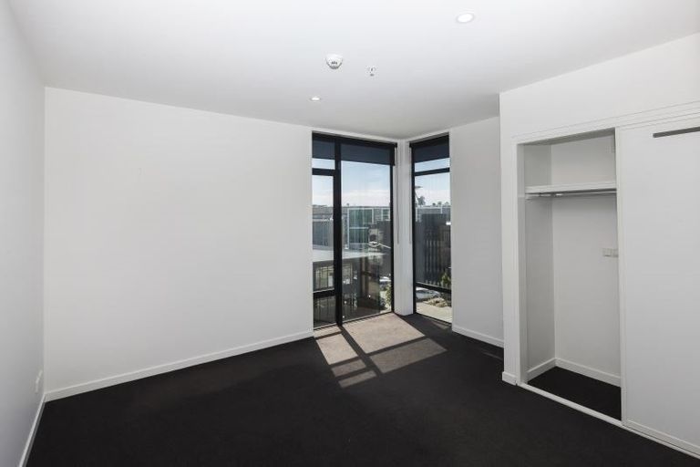 Photo of property in 50 Kilmore Street, Christchurch Central, Christchurch, 8013