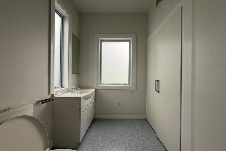 Photo of property in 28 Donald Mclean Street, Newtown, Wellington, 6021