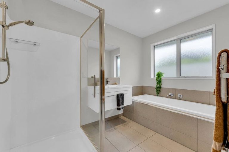 Photo of property in 9 Ronaldson Lane, Wigram, Christchurch, 8042