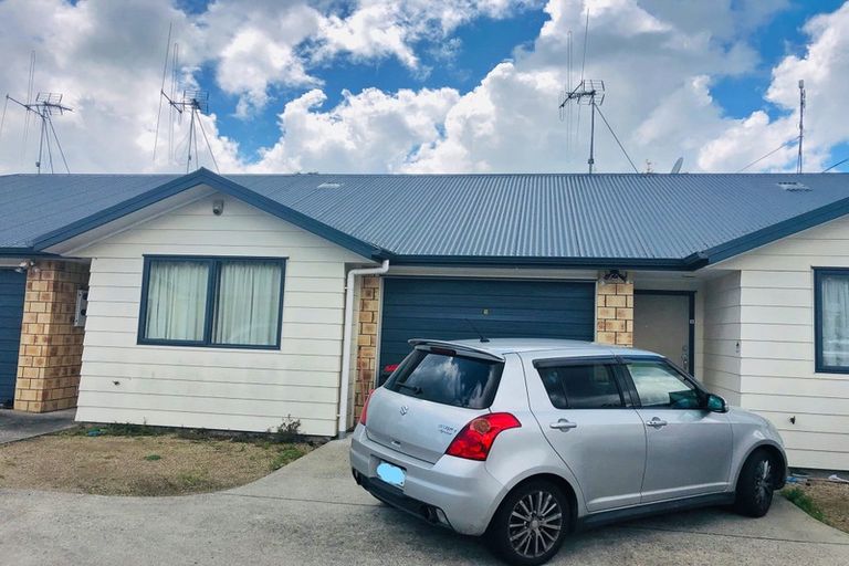 Photo of property in 212u3 Old Farm Road, Hamilton East, Hamilton, 3216