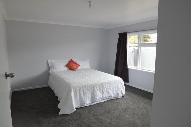Photo of property in 124 Springs Road, Hornby, Christchurch, 8042