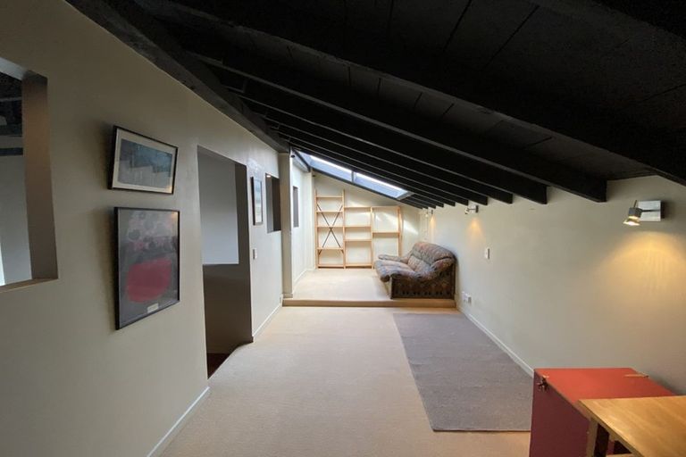 Photo of property in 2u7 King Street, Mount Cook, Wellington, 6021