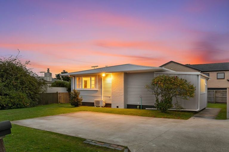 Photo of property in 3 Fleming Street, Manurewa East, Auckland, 2102
