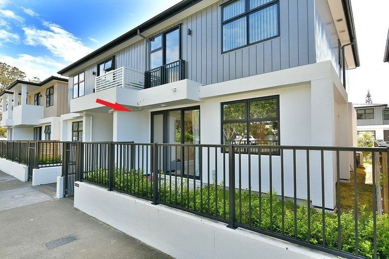Photo of property in 4/445 Hibiscus Coast Highway, Orewa, 0931