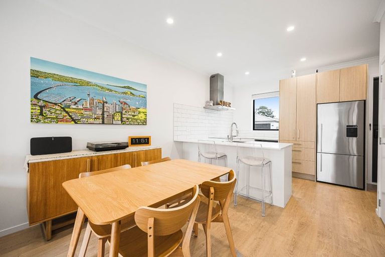 Photo of property in 7 Oyster Drive, Whenuapai, Auckland, 0618