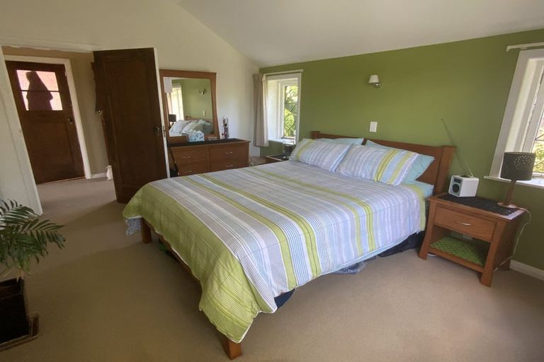 Photo of property in 2/10 Neil Avenue, Te Atatu Peninsula, Auckland, 0610