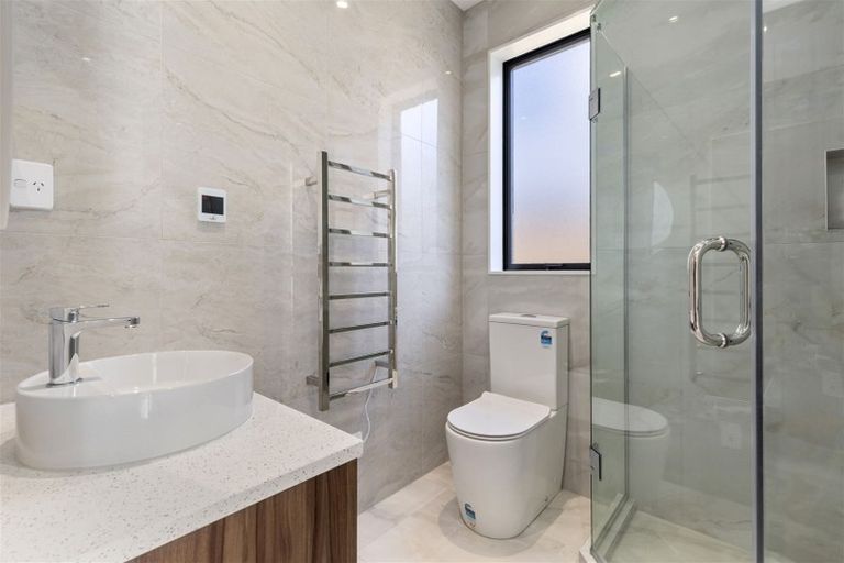 Photo of property in 8 Tawatawa Street, Long Bay, Auckland, 0630