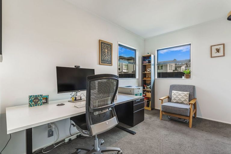 Photo of property in 19 Hamurana Place, Te Atatu Peninsula, Auckland, 0610