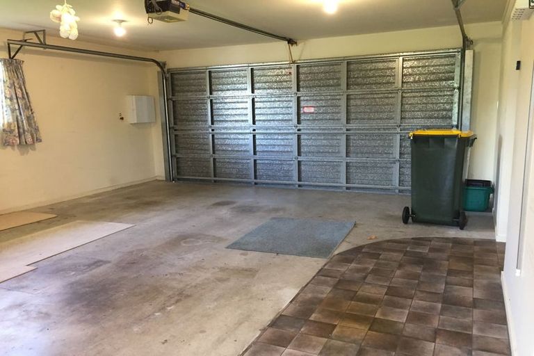 Photo of property in 15 San Vito Place, Paraparaumu Beach, Paraparaumu, 5032