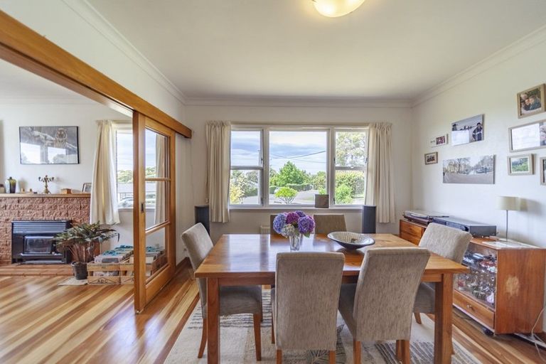 Photo of property in 34 Domain Road, Waipawa, 4210