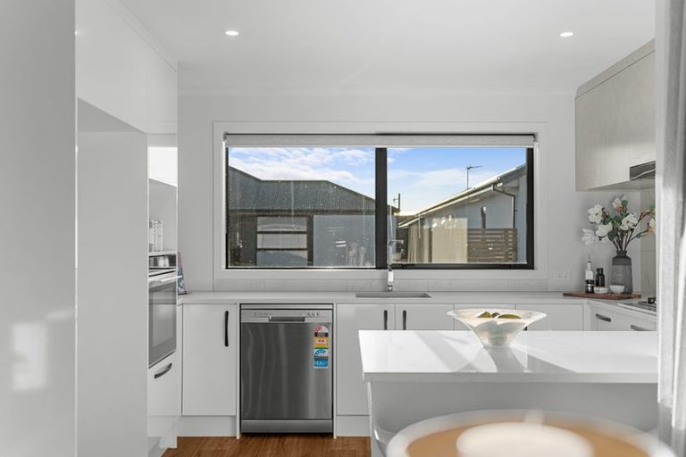 Photo of property in 8 Akiraho Lane, Halswell, Christchurch, 8025