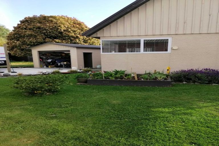 Photo of property in 1/68 Kinloch Road, Kinloch, Taupo, 3377