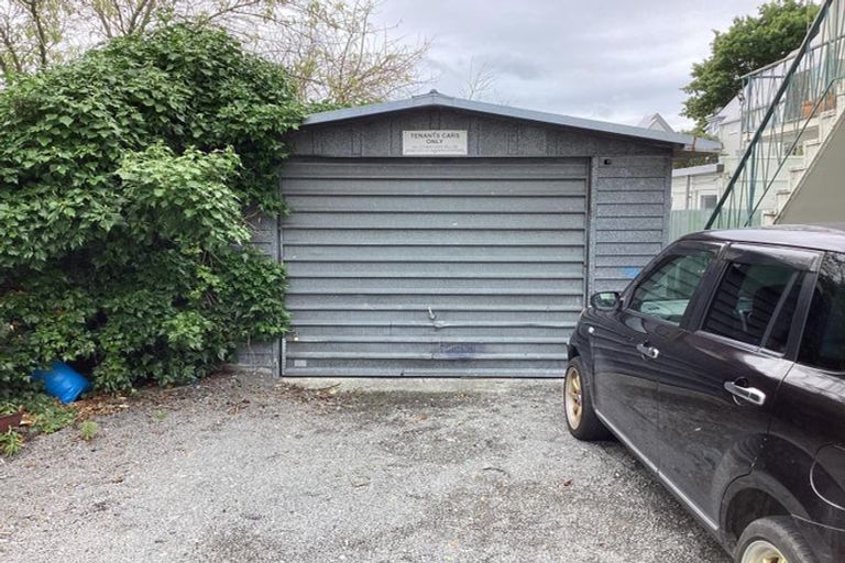 Photo of property in 1/4 Grove Road, Addington, Christchurch, 8024