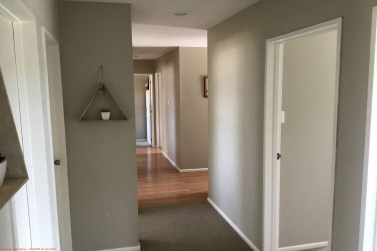 Photo of property in 38 Camberwell Place, Avonhead, Christchurch, 8042