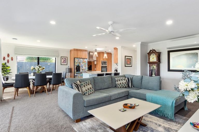 Photo of property in 30 Nicole Place, Papamoa Beach, Papamoa, 3118