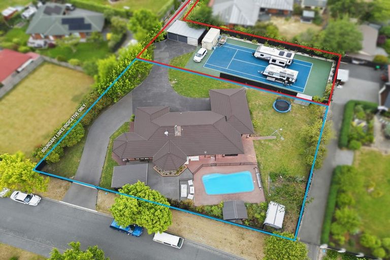 Photo of property in 22 Hewitts Road, Woodend, 7610