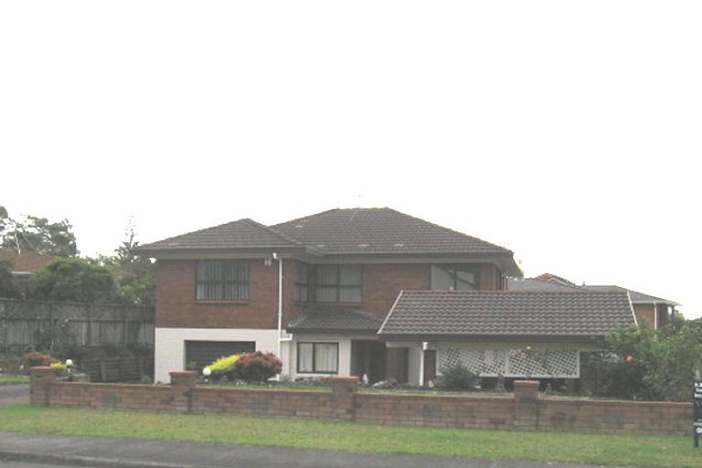 Photo of property in 10 Petrel Place, Massey, Auckland, 0614