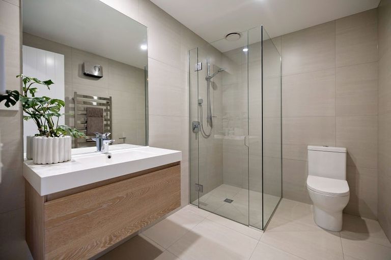 Photo of property in 11 Highlands Close, Queenstown, 9300