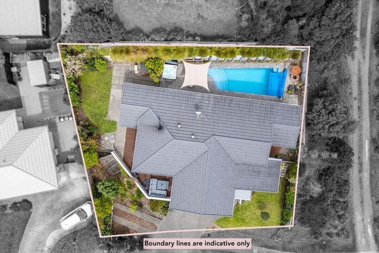 Photo of property in 12 Murray Court, Paraparaumu Beach, Paraparaumu, 5032