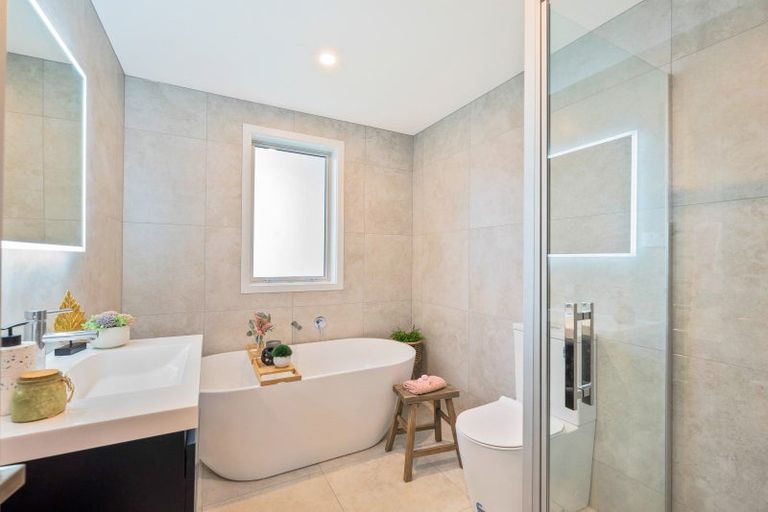 Photo of property in 22 Thorn Street, Levin, 5510