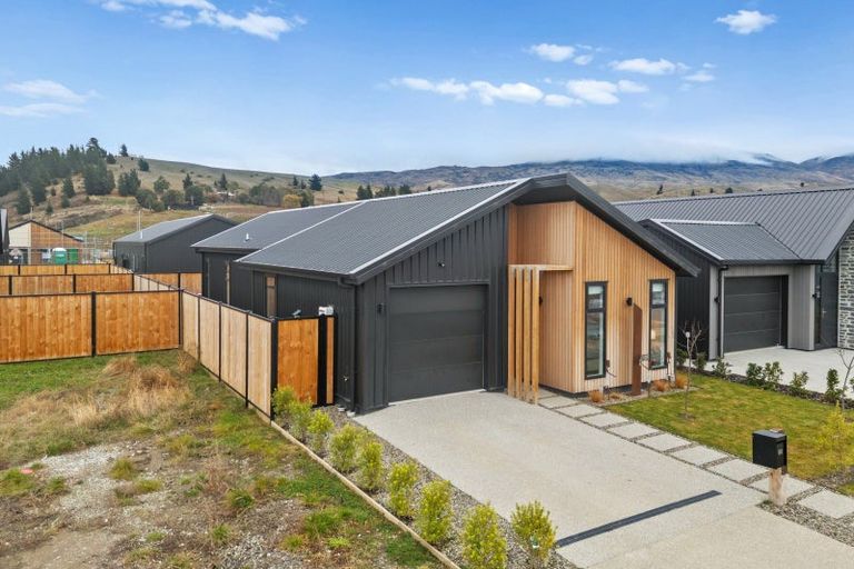 Photo of property in 60 Wooing Tree Avenue, Cromwell, 9310