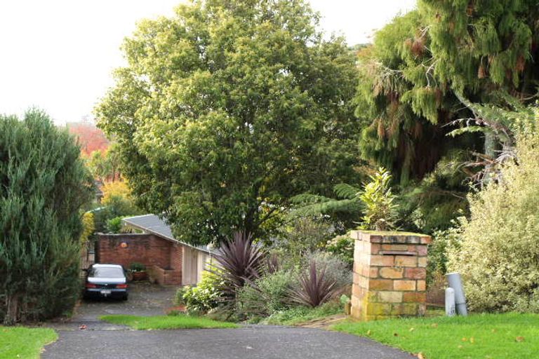 Photo of property in 43 Evelyn Road, Cockle Bay, Auckland, 2014