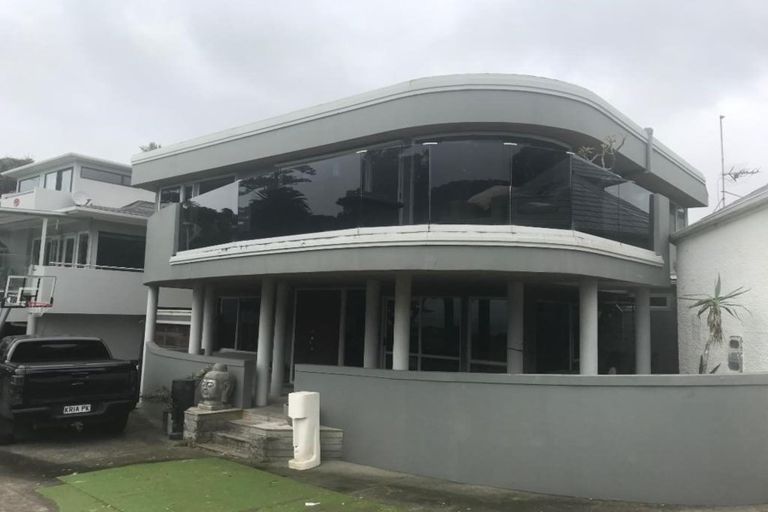 Photo of property in 2/11 Montrose Terrace, Mairangi Bay, Auckland, 0630