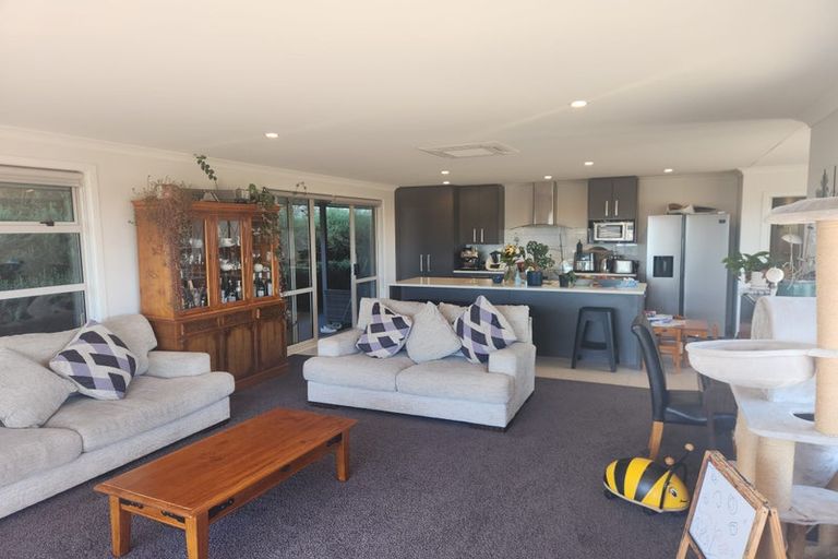 Photo of property in 7 Caterer Lane, Paraparaumu, 5032