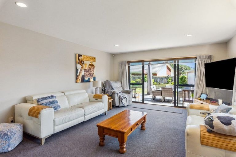 Photo of property in 81 Michael Road, Paraparaumu Beach, Paraparaumu, 5032