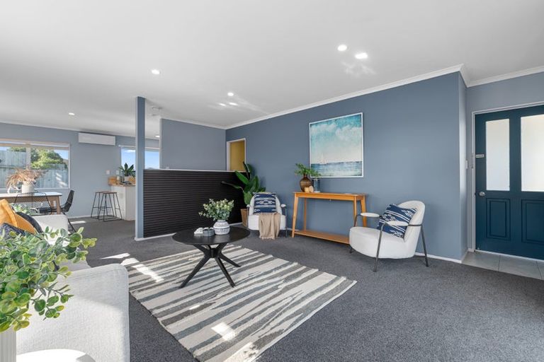 Photo of property in 9 Whitby Place, Welcome Bay, Tauranga, 3112