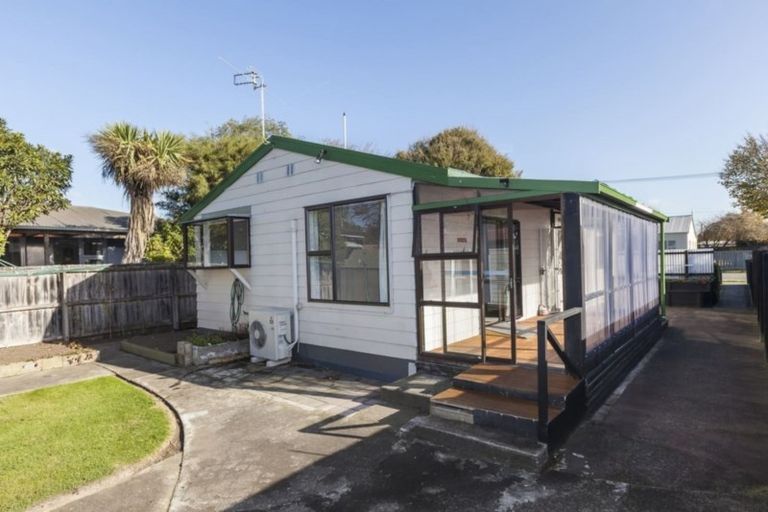 Photo of property in 7 Sefton Street, Belfast, Christchurch, 8051