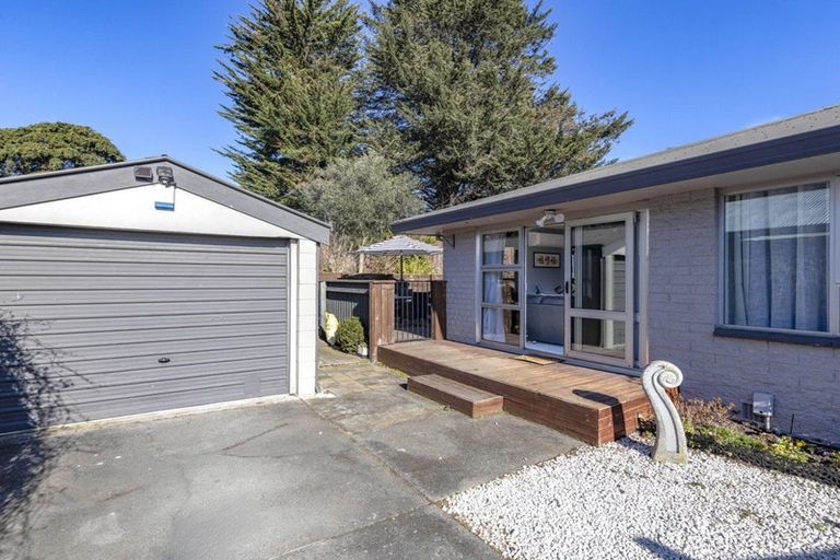 Photo of property in 140 Hay Street, Bromley, Christchurch, 8062