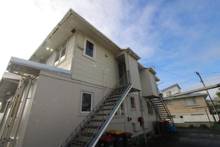 Photo of property in 4/23 Bulteel Street, New Plymouth, 4310