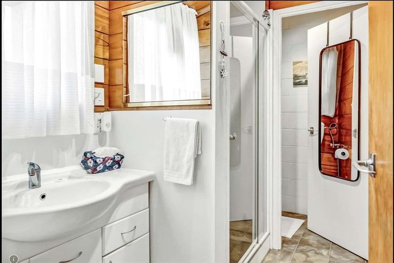 Photo of property in 219 South Road, Hawera, 4610