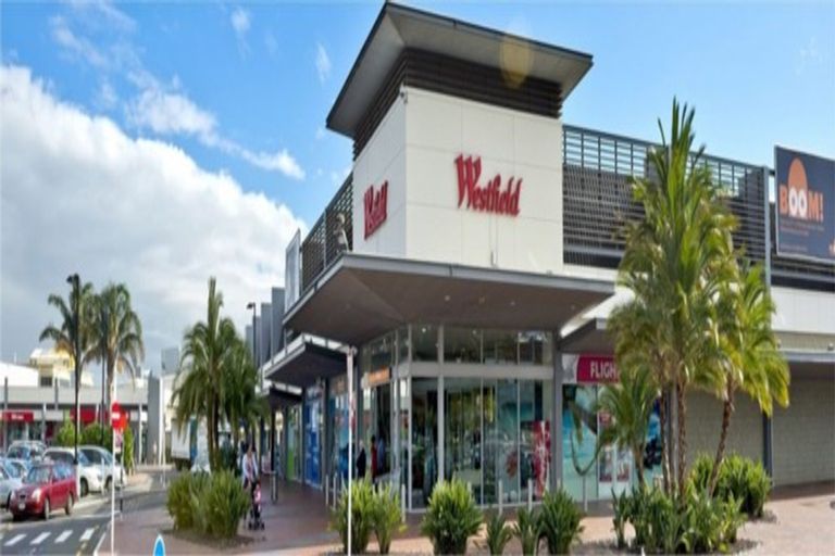 Photo of property in Twin Towers, 1103/17 Putney Way, Manukau, Auckland, 2104