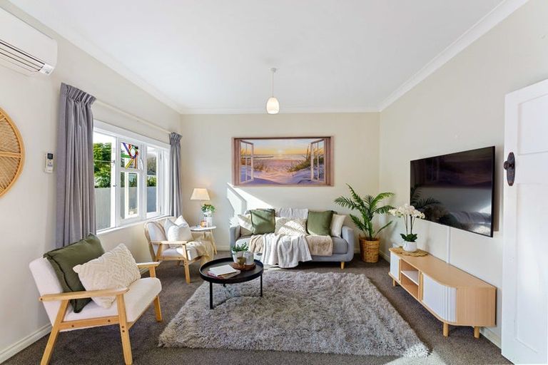 Photo of property in 21 Dunstan Street, Otaki, 5512