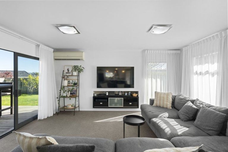 Photo of property in 17 Windsor Street, Richmond Heights, Taupo, 3330