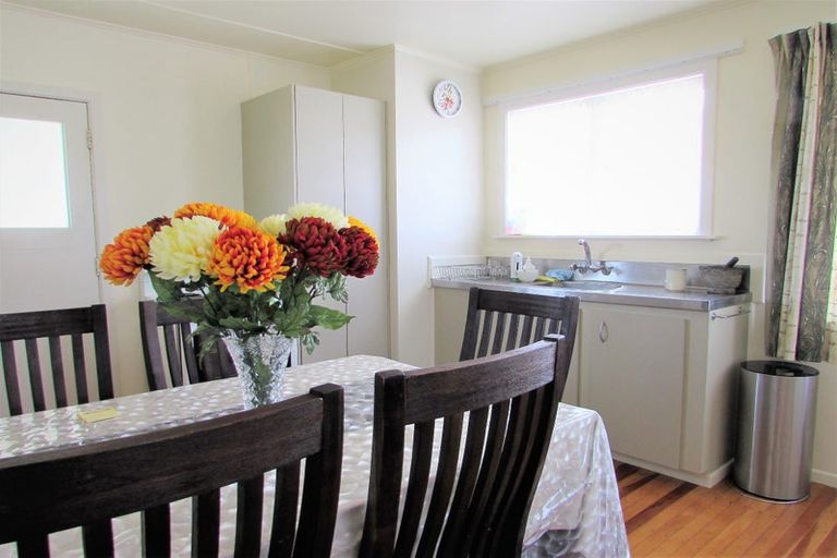 Photo of property in 13 Driver Crescent, Cannons Creek, Porirua, 5024
