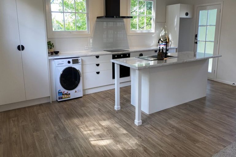 Photo of property in 82 Upper Harbour Drive, Greenhithe, Auckland, 0632