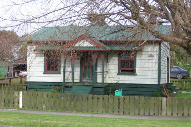 Photo of property in 33 Awaroa Road, Helensville, 0800